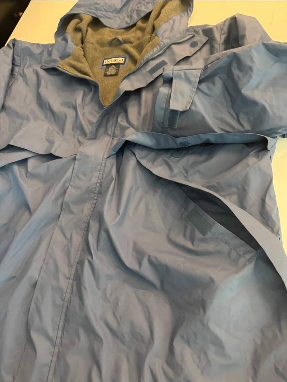Lands’ End Men’s Hooded Rain Jacket Blue Medium-Lightweight Waterproof NWOT - Picture 11 of 15